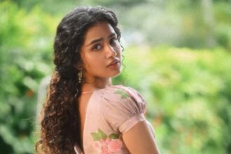 Hunterfly 6 08 13 213727 Anupama Parameswaran actress who starred in Premam Dragon and Tillu Square