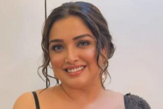 Hunterfly 6 08 19 162311 MUMBAI: Bhojpuri actress Aamrapali Dubey has addressed long-running speculation about her relationship with actor and politician Dinesh Lal Yadav, popularly known as Nirahua, making it clear that the two share a professional bond and a close friendship with his family. During a conversation on Bhojpuri Bawaal with Shubankar Mishra, Aamrapali was asked about the persistent rumours surrounding her equation with her frequent co-star. Rather than confirming the speculation, the actress described Dinesh as her co-star and spoke about the close relationship she shares with his family. Aamrapali Dubey clarifies her equation with Nirahua Addressing questions about whether Nirahua has a brother-like place in her life, Aamrapali appeared to reject that description as well. “Mere co-actor hai,” she said, describing Dinesh simply as her co-star. The actress then explained that her bond extends beyond their professional association because of her closeness to his family. “His family is my family. Unke bacche mere bahot acche dost hai,” she said, indicating that she shares a friendly relationship with his children. Her comments offered a straightforward explanation for why she and Dinesh have remained close despite years of speculation about their personal lives. Aamrapali reacts to repeated questions The actress appeared increasingly uncomfortable when the conversation repeatedly returned to rumours about their relationship. At one point, she responded firmly to the continued questioning: “Mere baare mein baat karne se pehle sochiyega kisse baat kar rahe hai aap.” The remark reflected her frustration with being repeatedly questioned about a subject she has previously addressed. Rather than allowing speculation to define their relationship, Aamrapali's comments placed the emphasis on their established professional association and her friendship with Dinesh's family. How Aamrapali and Nirahua became a popular screen pair Aamrapali and Nirahua have been among the most recognisable pairings in Bhojpuri cinema. Their association gained major attention with the 2014 film Nirahua Hindustani, which became an important title in their careers and helped establish their popularity as an on-screen combination. The two subsequently appeared together in several Bhojpuri projects, strengthening their reputation as a successful screen pair. Their chemistry in films, combined with public appearances and social media interactions, has repeatedly prompted fans to speculate about whether their close professional relationship extends into their personal lives. However, screen chemistry does not by itself establish a romantic relationship, and Aamrapali has consistently described their equation in terms of friendship, family ties and professional collaboration. What Aamrapali has said about the rumours The latest comments once again draw a distinction between the actors' on-screen chemistry and their real-life relationship. Dinesh Lal Yadav is married and has children, while Aamrapali has maintained a private personal life. Despite years of public curiosity, there has been no confirmation from the two actors that they are in a romantic relationship. Aamrapali's latest remarks therefore appear to be another attempt to put the speculation into perspective: she considers Nirahua a co-star and remains close to his family, while the romantic rumours surrounding their friendship continue to be a subject of public interest. For their large Bhojpuri fan base, the pair's professional chemistry remains a major attraction. But as Aamrapali's comments make clear, an enduring screen partnership and personal friendship should not automatically be interpreted as evidence of a romantic relationship.