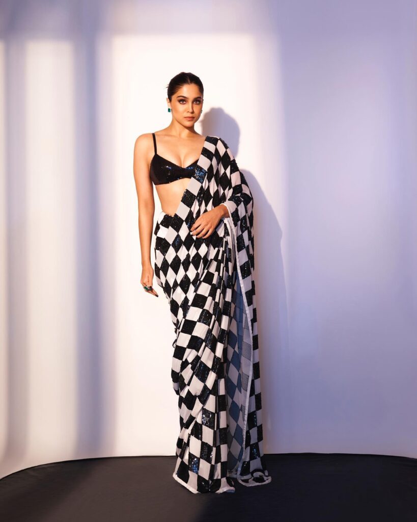 Hunterfly 653797307 18091511204323337 2826560380108206176 n sharvari