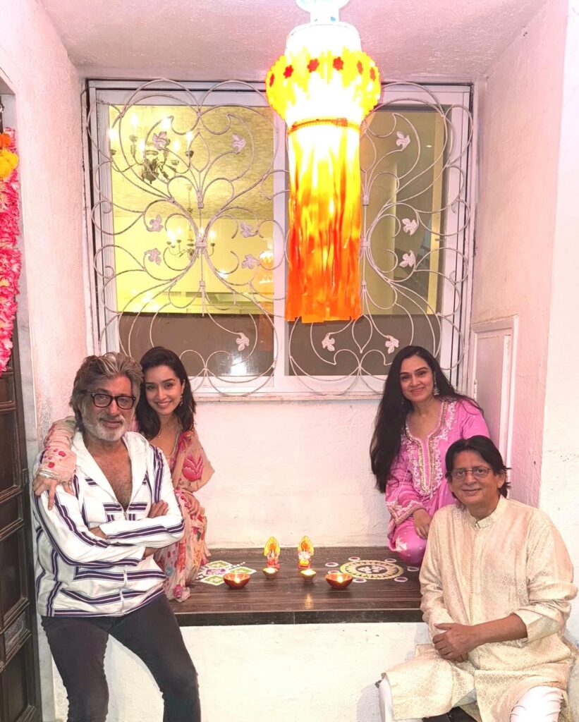 Hunterfly 658326101 18159407806387464 9091733458857455013 n Shraddha Kapoor's Juhu residence stands out because its luxury does