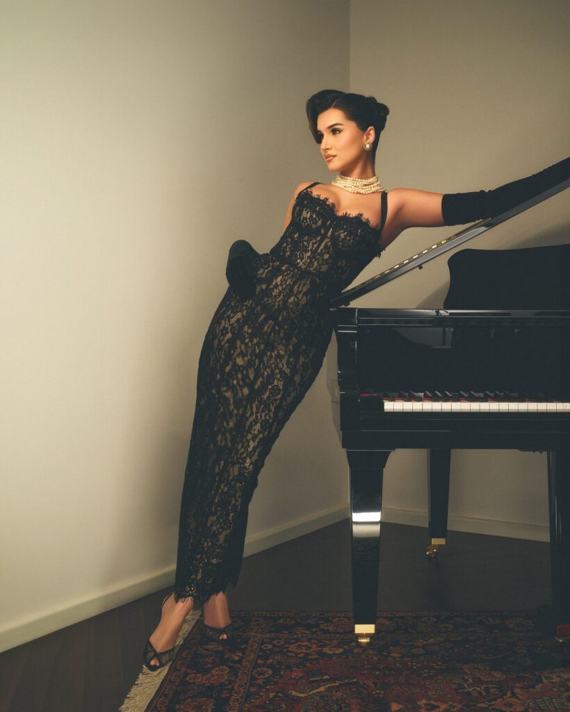 Tara Sutaria's black lace gown brings vintage glamour back