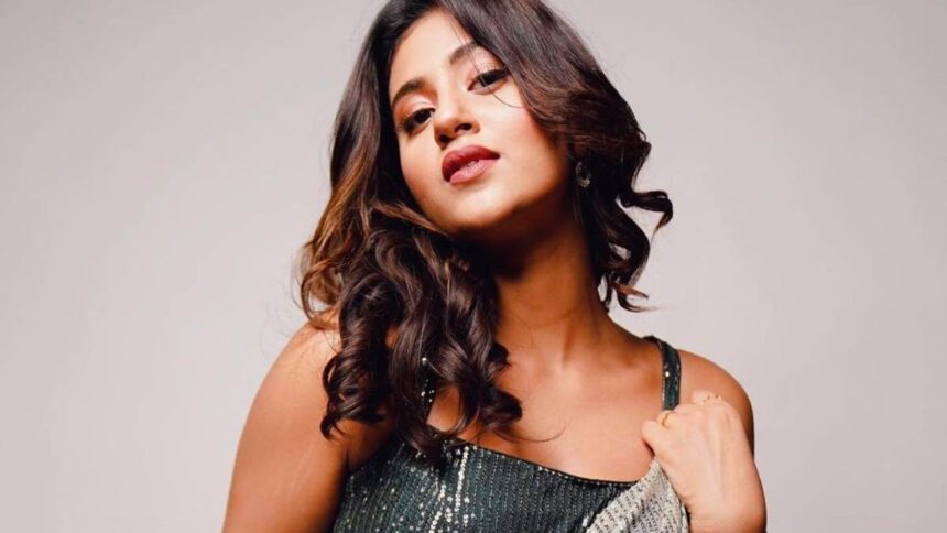 Anjali Arora as Sita in Mahakavya Shri Ramayan Katha