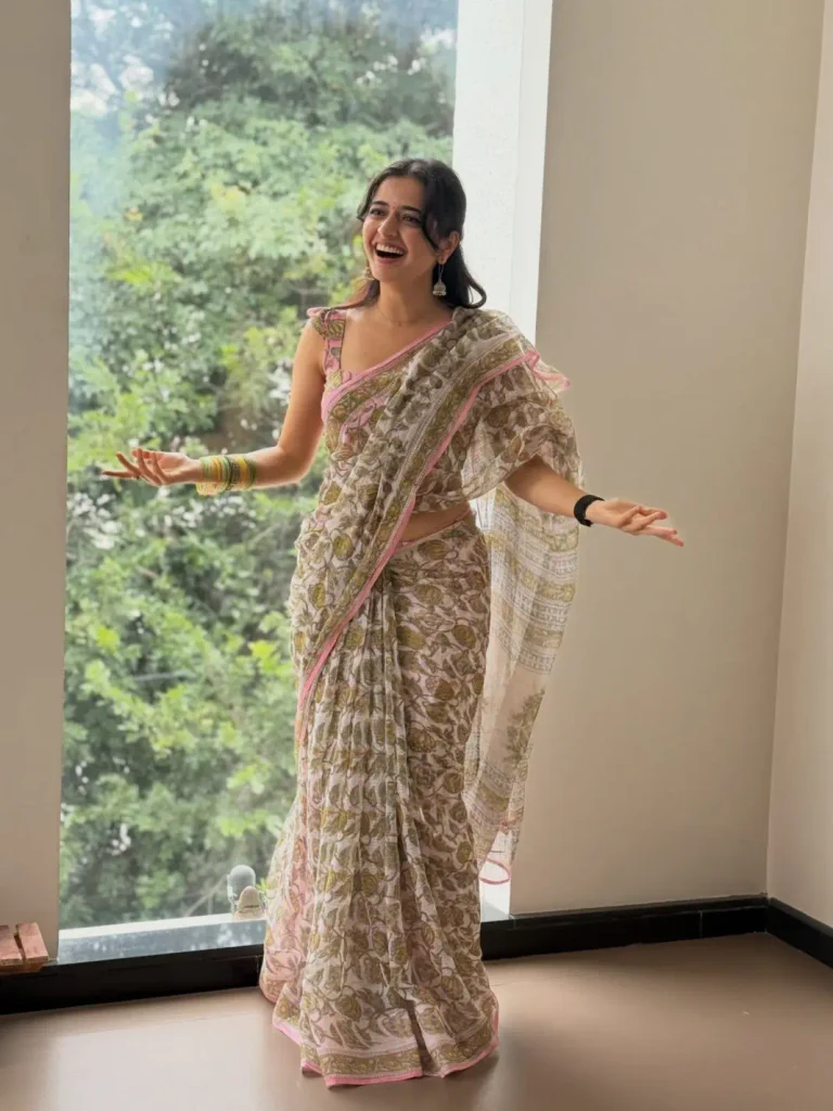 Hunterfly Ashika Ranganath 5 768x1024 1 Fans Shower Love on Ashika's Latest Pictures