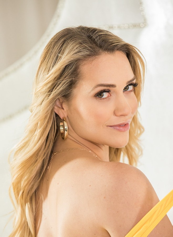 Hunterfly Mia Malkova2 Mia Malkova Biography