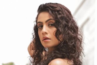 Manasi Parekh shares her journey home after floods near the Nepal-Tibet border