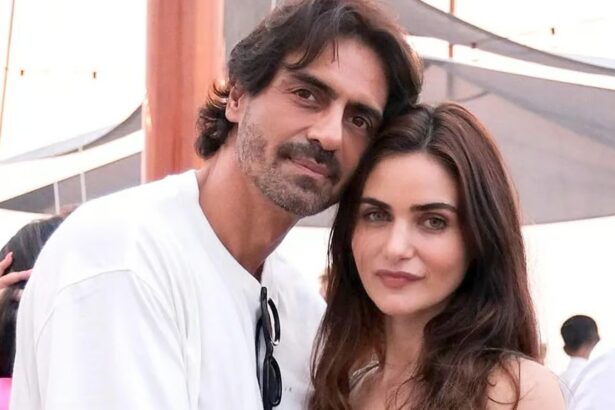 Hunterfly 026 09 03 000814 Arjun Rampal and Gabriella Demetriades together amid reports of their marriage in Goa