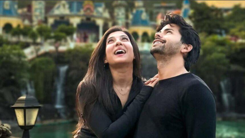 Siddharth Nigam with girlfriend Riya Thakkar in romantic Instagram post