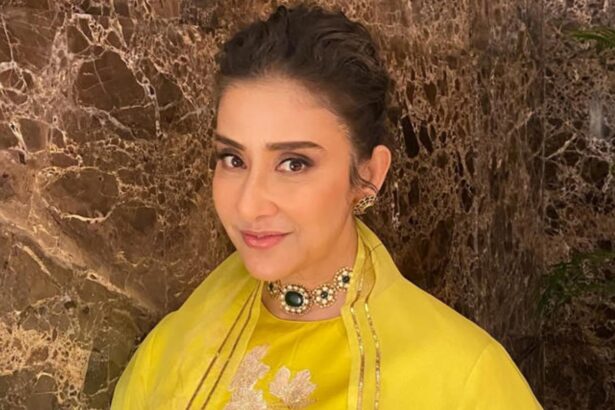 Hunterfly 026 09 06 003626 Manisha Koirala opens up about loneliness during her cancer battle
