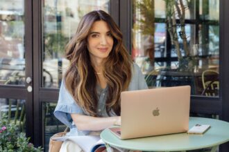 Marie Forleo speaking about productivity, entrepreneurship and the pressure to do it all