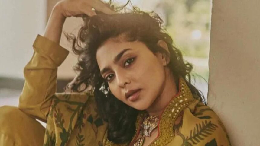 Hunterfly 026 09 14 205206 Aishwarya Lekshmi Opens Up About King of Kotha Backlash