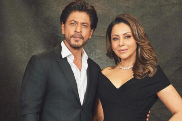 Shah Rukh Khan and Gauri Khan during Ganpati celebrations