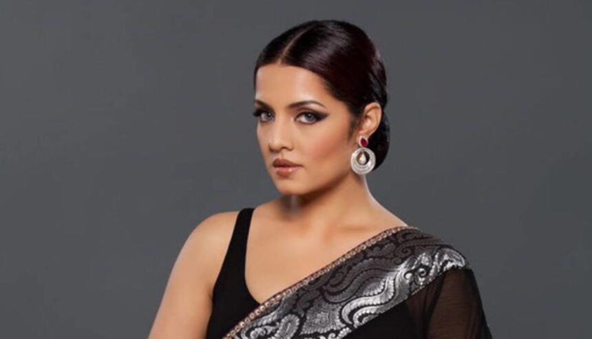 Hunterfly 026 09 16 140327 Celina Jaitly shares an emotional message for her sons as they begin a new school year