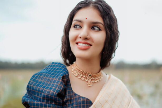 Gayathri Suresh returns to the Bigg Boss Malayalam 8 house