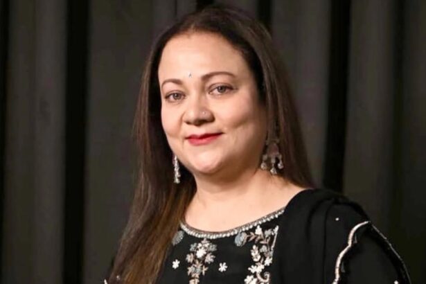 Hunterfly 026 09 17 105458 Mandakini discusses the controversial photograph involving Dawood Ibrahim