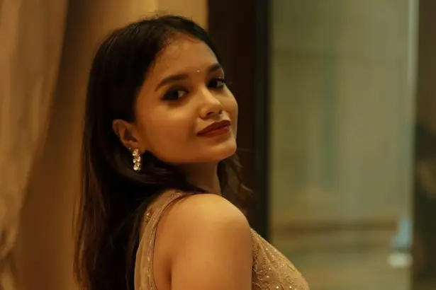 Sanjana Tiwari talks about acting, Varisu and Iraivan