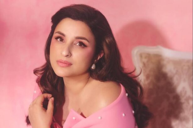 Hunterfly 026 09 27 161156 Parineeti Chopra discusses gaining weight for Amar Singh Chamkila