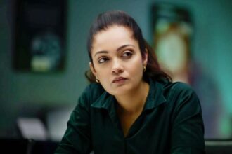 Sheena Chohan as IPS officer Anusha in Jatasya Maranam Dhruvam