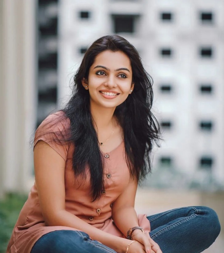 Tanvi Ram’s early life and education