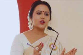 Amruta Fadnavis speaks about inclusivity at Garba celebrations in Maharashtra