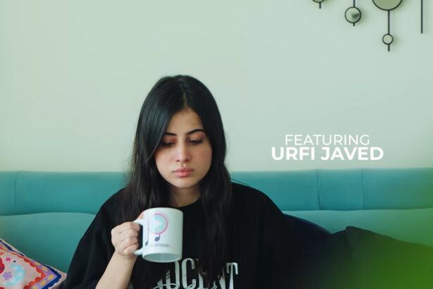Hunterfly 2026 09 17 154655 Urfi Javed’s stylish Mumbai apartment with turquoise furniture and large windows