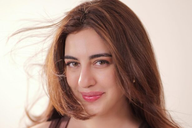 Samreen Kaur biography, Indian actress and model