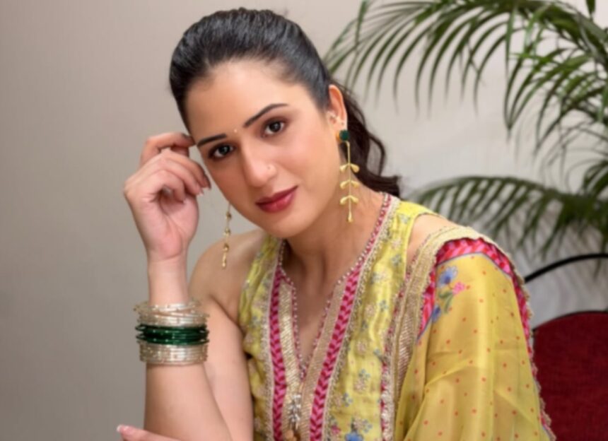 Hunterfly 26 09 05 235745 Isha Rikhi Bigg Boss 20 entry speculation after Badshah separation