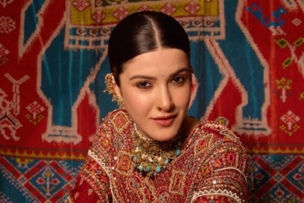 Hunterfly 26 09 08 165644 1 Shanaya Kapoor reportedly stars in Student Of The Year 3 OTT series