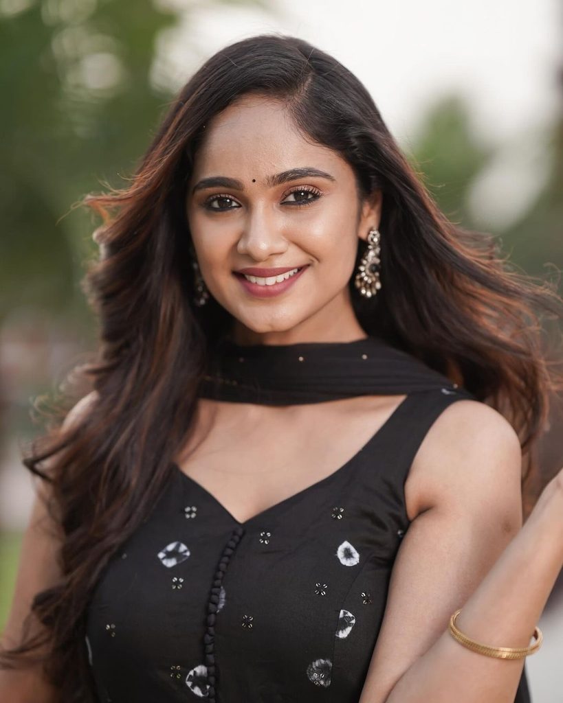 Tejaswini Gowda Age