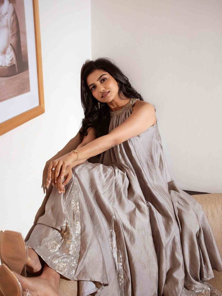 Mamitha Baiju’s Sources of Income