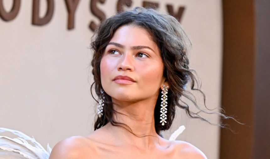 Zendaya showcasing an iconic red-carpet beauty look
