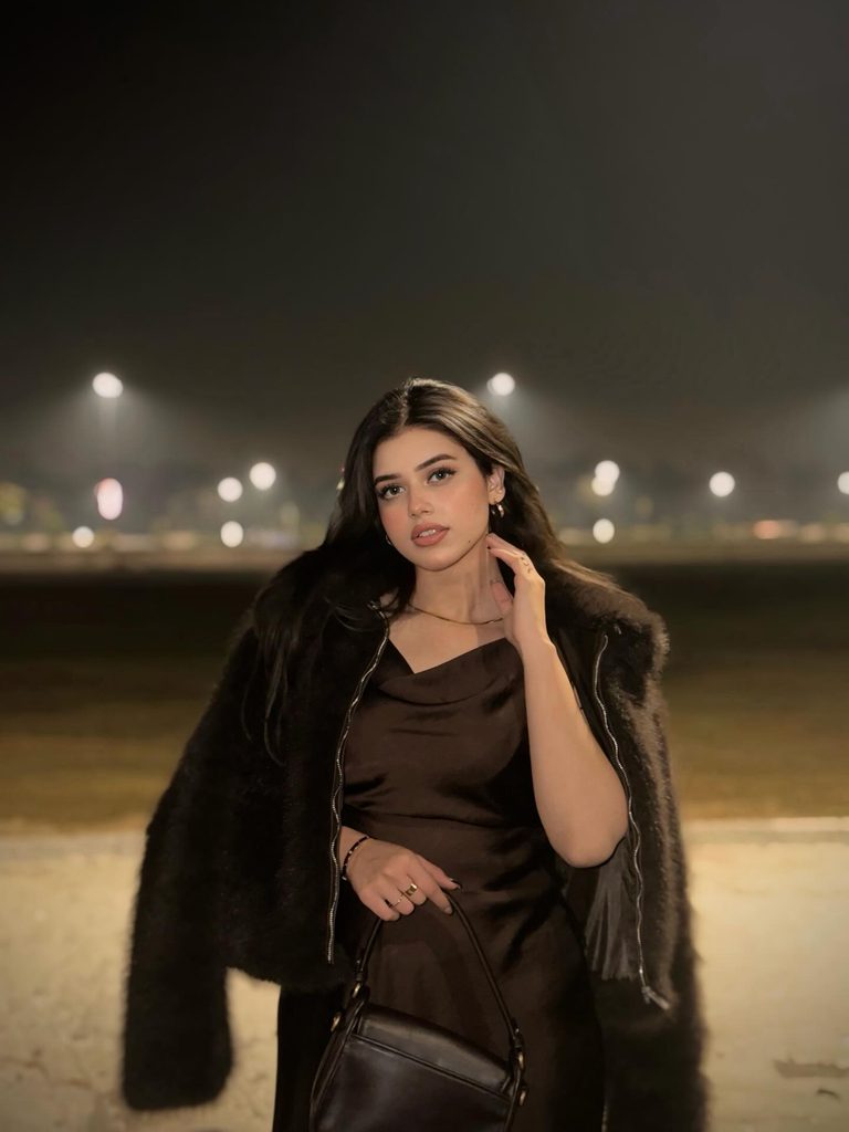 Hunterfly 606057638 18541271377007872 3969032195642135187 n 768x1024 1 Alina Amir Says the Viral Video Is a Deepfake
