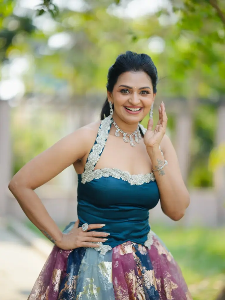 Hunterfly 702684172 18586378357036022 4387684687380510600 n Anandhi Ajay's Television Career