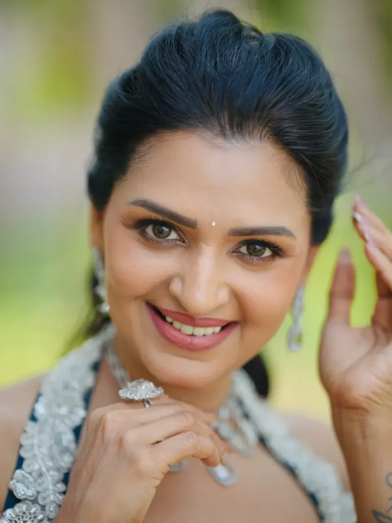 Hunterfly 705589744 18586378366036022 8406839850765567457 n Anandhi Ajay TV Show List