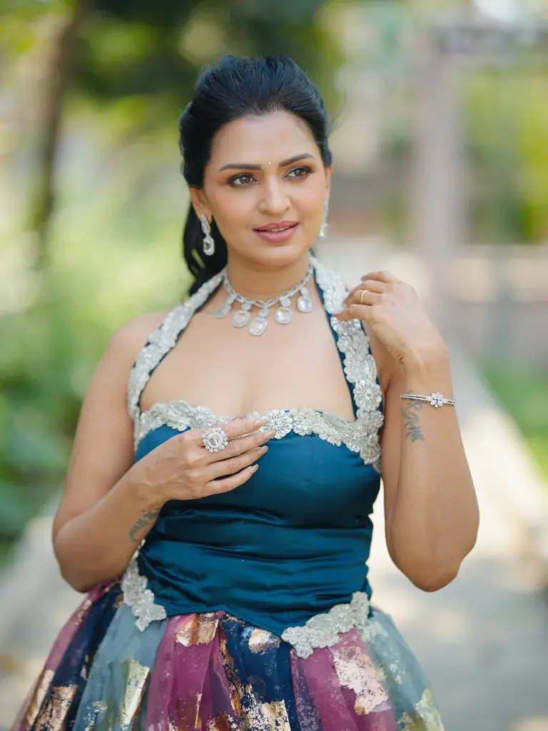 Hunterfly 705705820 18586378345036022 5418981134830345512 n Anandhi Ajay: Quick Biography