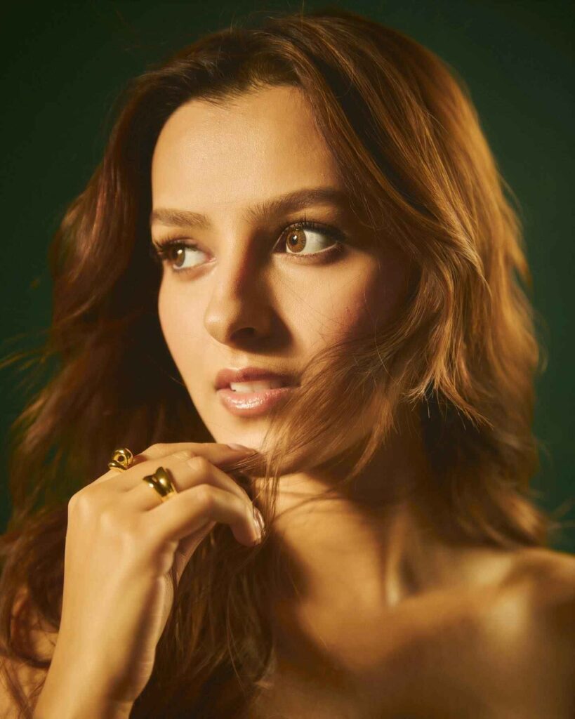 Vanshika Dhir Makes Yellow the Star of Her Latest Look