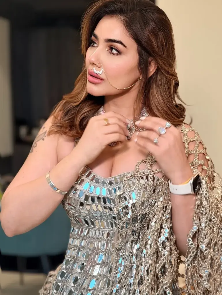 Hunterfly 808855806 18626164318033807 1635316644803525482 n Kangna Sharma Awards and Achievements