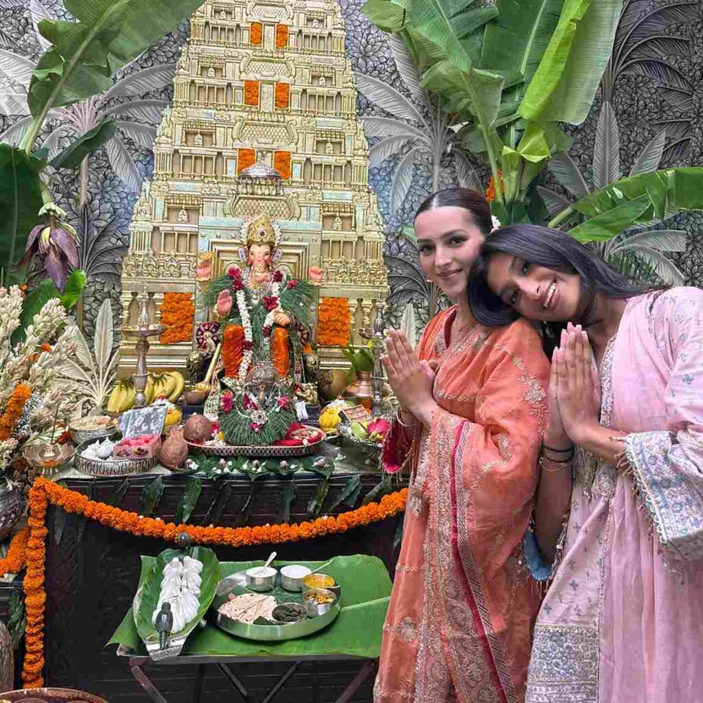 Ganpati Bappa’s Idol Gets a Traditional Décor