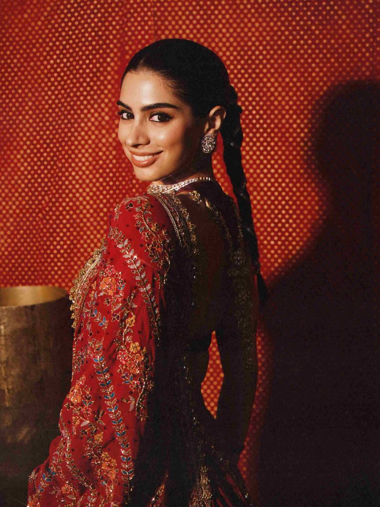 Khushi Kapoor’s Festive Style Formula
