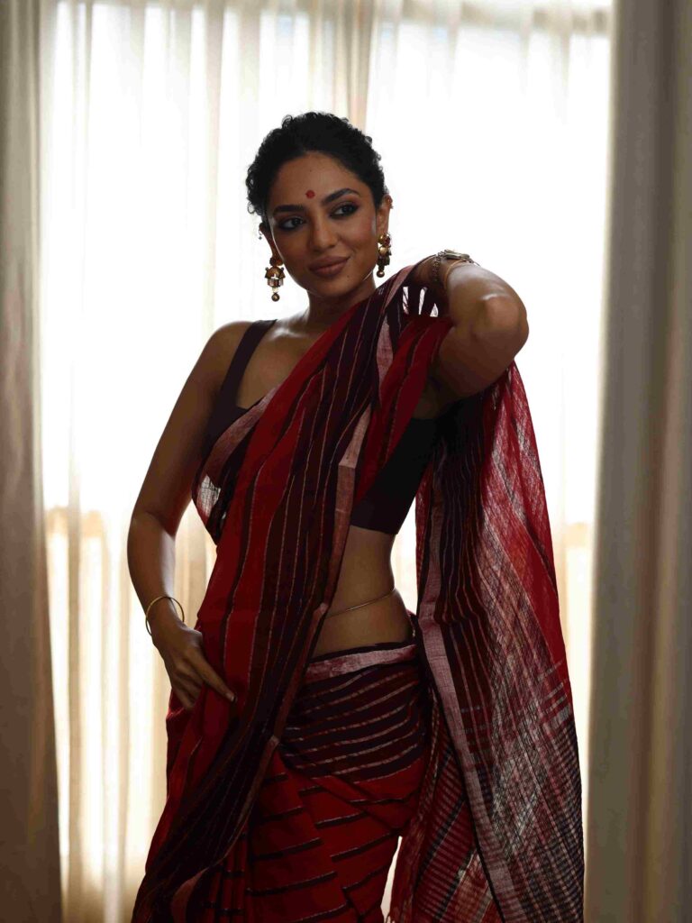 Sobhita Dhulipala Stuns in Red Khadi Saree 