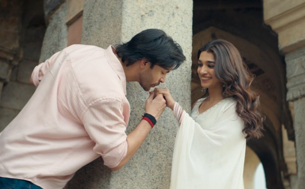 Aafiya Sayed and Veer Pahariya Take Centre Stage