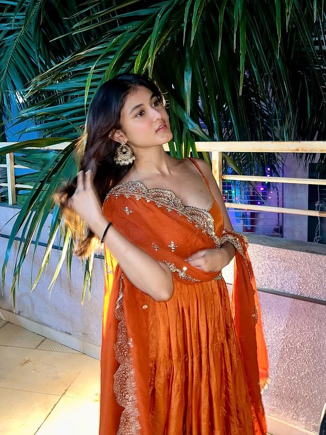 Hunterfly Aayushi Verma000001 Aayushi Verma Lifestyle