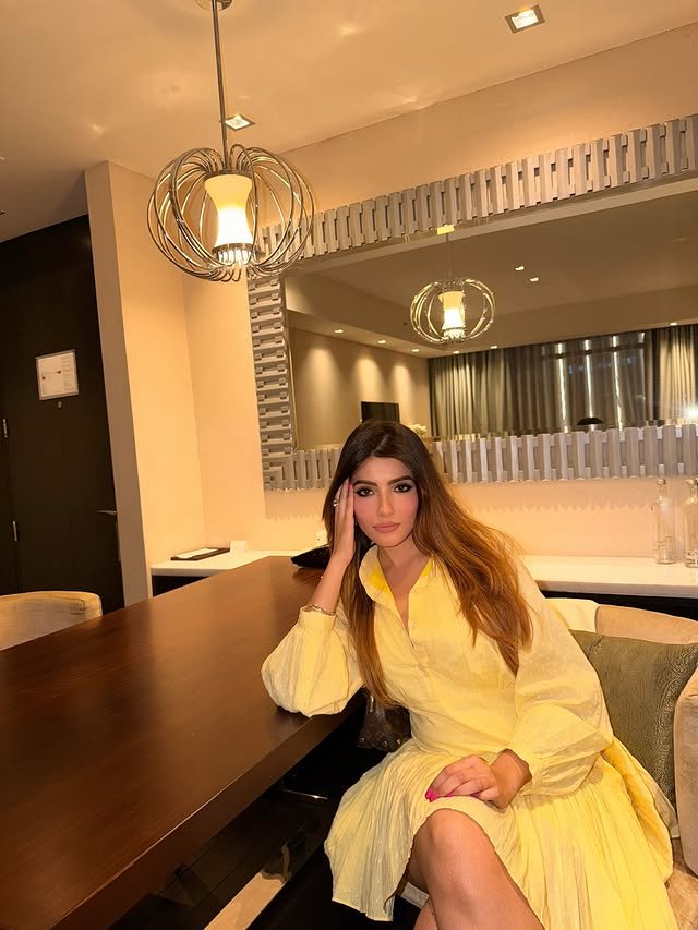 Hunterfly Aditi Hundia44 Aditi Hundia as an Entrepreneur
