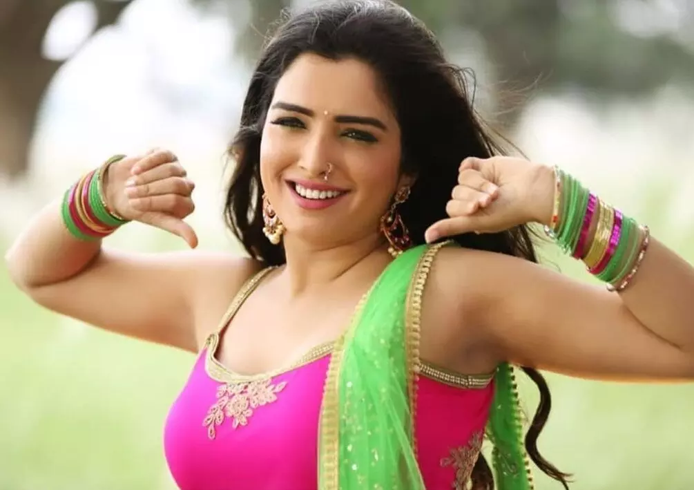 Hunterfly Amrapali Dubey Amrapali Dubey