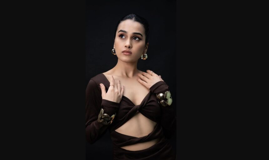 Anushka Kaushik Indian actress biography