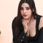 Hunterfly Anushka Srivastav Anushka Srivastav biography, Indian actress and model