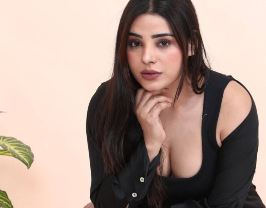 Hunterfly Anushka Srivastav Anushka Srivastav biography, Indian actress and model