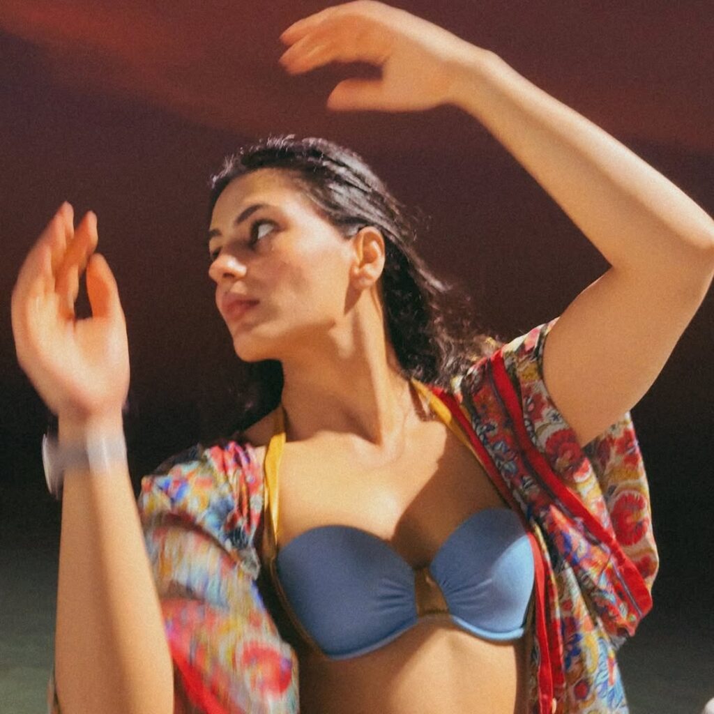 Hunterfly Arushi Handa0118 Arushi Handa’s Latest Instagram Look
