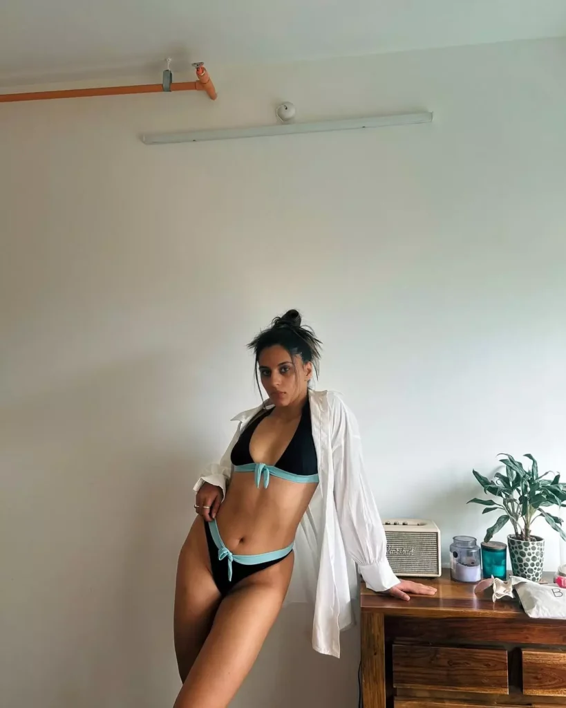 Hunterfly Arushi Handa04 Arushi Handa’s Latest Instagram Look