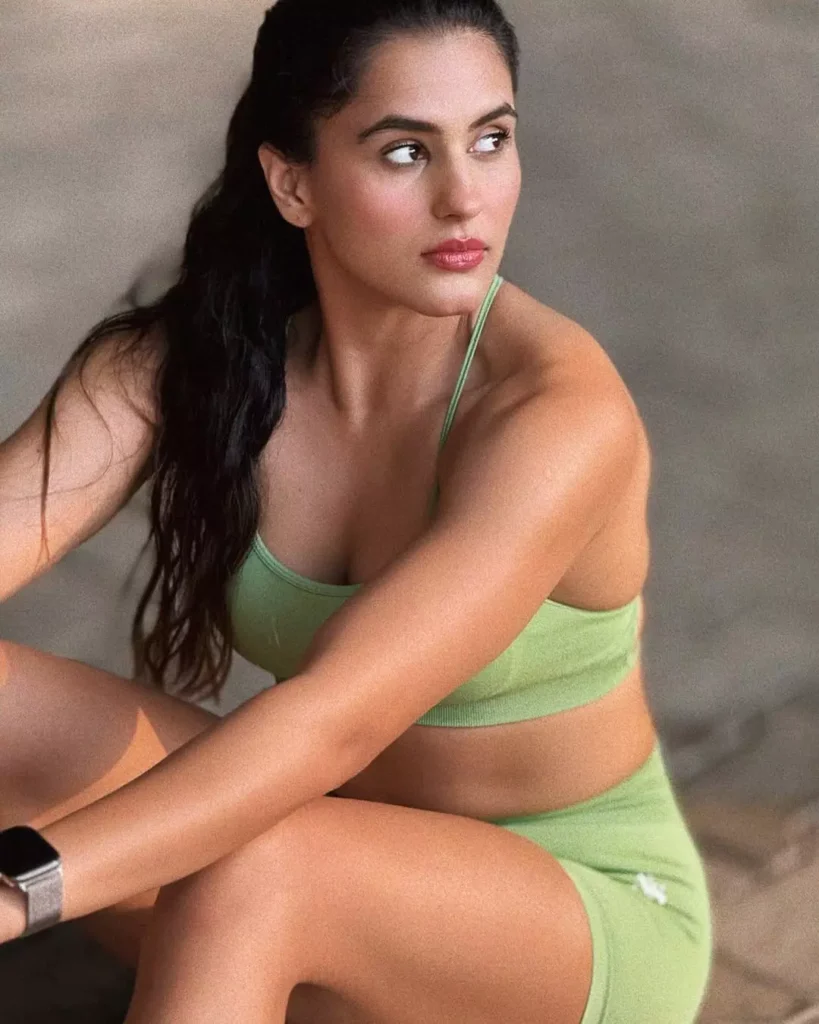Hunterfly Arushi Handa10 Arushi Handa’s Latest Instagram Look