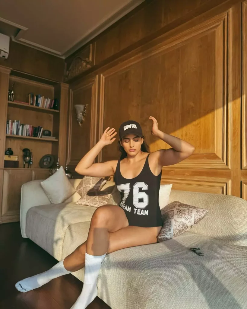 Hunterfly Arushi Handa15 Arushi Handa’s Latest Instagram Look